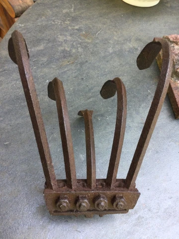 Vintage antique 5 tine hand pull cultivator claw garden tool Cover
