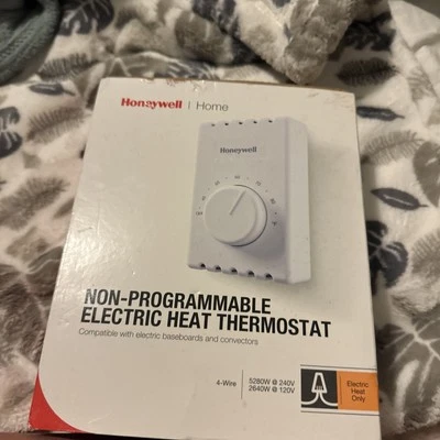 Honeywell Dial Non Programmable Electric Heat Thermostat CT410B New - Open Box - Image 1 of 4
