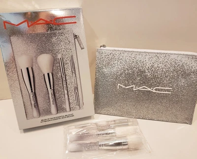 MAC 4-teiliges Brush of Snow Essential Brush Kit mit Tasche Neu im Karton - Bild 1 von 3