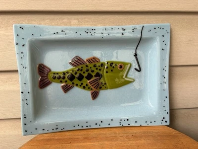 Innovative Glass and Home Trout Fish Fishing Handmade Fused Glass Tray 13” USA - Изображение 1 из 4
