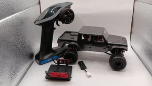 AXIAL SCX24 JEEP 4X4 RC TRUCK - Picture 1 of 8