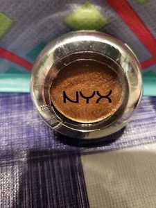 NYX Prismatic Metallic Eye shadow PS10 Bedroom Eyes Women Skin cosmetic  SEALED - Picture 1 of 2
