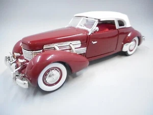 National Motor Museum Mint 1:32 Scale Die-Cast - 1937 Cord 812 # 32112 - Picture 1 of 4