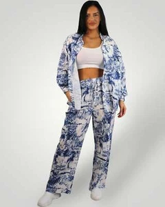 Set pantaloni/camicetta in mussola, blu scuro - Foto 1 di 7