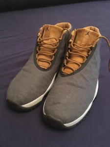Nike Air Jordan Future Low 40.5 - Bild 1 von 4