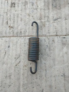 MTD Yard Machine Lawn Tractor Model 13AH660F352 Extension Spring 732-0637 - Picture 1 of 5