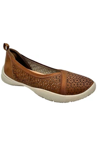 JBU Emma Casual Slip-On Ballet Flat Tan - Picture 1 of 3