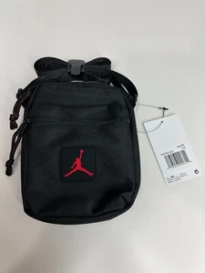 Nike Air Jordan 1 Hip Pack Jumpman Black Satchel Crossbody side hip bum bag - Picture 1 of 7