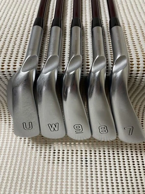 PING LH Iron Set G700 Silver Dot 7.8.9.W.U FUBUKI Flex R Left Handed STORE - Image 1 of 4