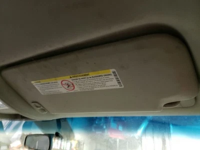 Viseira solar para passageiros sem iluminação compatível com 07-14 Sierra 2500 Pickup 1165464 - Imagem 1 de 4