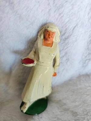 Figura de metal con bandeja roja de enfermera soldado de plomo Manoil Barclay de la década de 1930 de colección 2 25"" pulgadas Foto 1 de 4