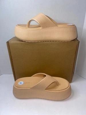 Sandalias de plataforma para mujer Bebe Y2K beige con plataforma plana - talla 9 Foto 1 de 4