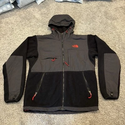 The North Face Men Denali Jacket S Black Polartec Hooded Full Zip Fleece Zip Pit - Image 1 of 4