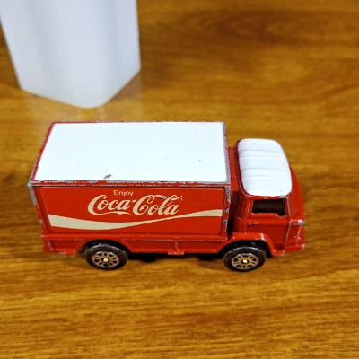 Corgi Juniors Leyland Carrier Coca Cola Vintage Great Britain Very Clean - Image 1 of 4