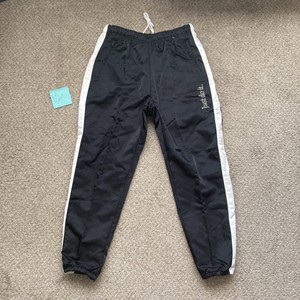 Las mejores ofertas en Pantalones de hombre Nike Negro Rayado Ropa  Deportiva para Hombres | eBay