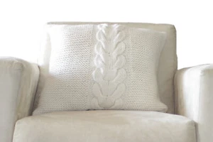 Funda de almohada decorativa de lana de alpaca tejida a mano con cable - Imagen 1 de 28