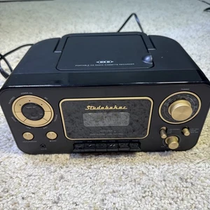 STUDEBAKER SB2135 Reproductor de CD estéreo portátil Radio AM/FM Cassette Boom Box Negro - Imagen 1 de 9