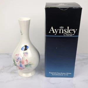 Vintage Aynsley Little Sweetheart Bone China Stielvase 6 Zoll - Bild 1 von 10