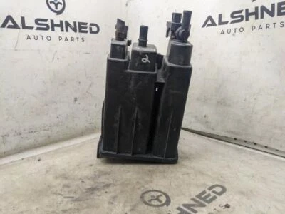 Nissan Máxima 2004-2018 bote de emisiones de evaporador de vapor de combustible 14950-7Y00C OEM Foto 1 de 4