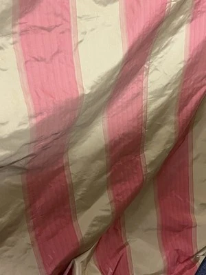 Tafetán de seda a rayas. 100% seda.   Se vende por yarda. Foto 1 de 4