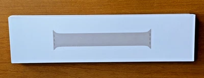 Correa de bucle individual genuina para Apple Watch - tamaño 6 Starlight 41 mm nueva sellada de fábrica Foto 1 de 2