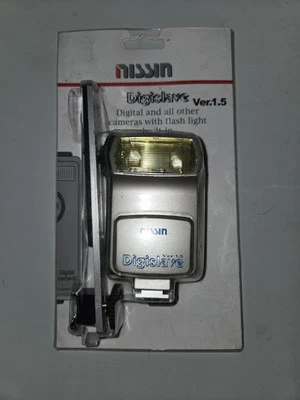 NIB Nissin Digislave Version 1.5 Slave Flash For Cameras With Mounting Plate - Image 1 of 2