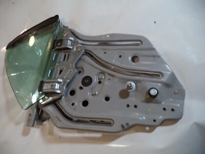 2016-20 CHEVY CAMARO CONVERTIBLE REAR RIGHT PASSENGE WINDOW REGULATOR WITH MOTOR - Image 1 of 4