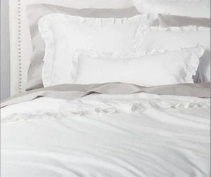 Crane & Canopy Soft White Vienna Duvet Cover King/Cal King Ruffle Borders New - Picture 1 of 2