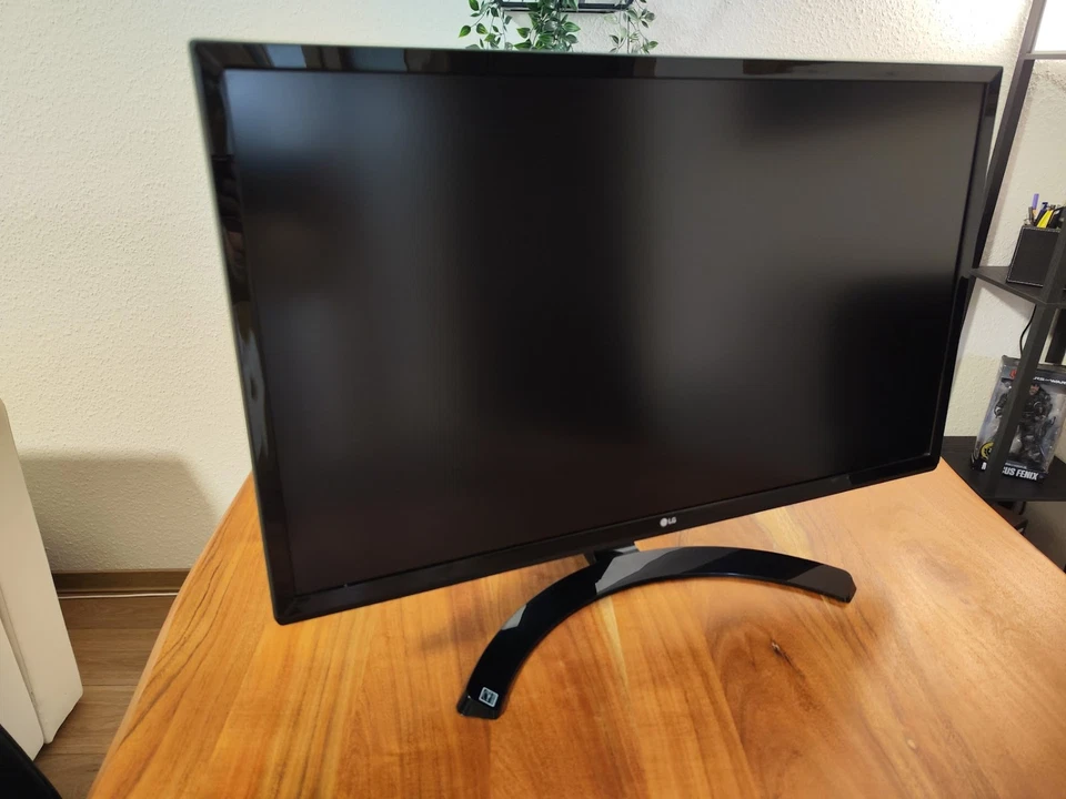 LG 27UD58-B 27 Zoll FreeSync IPS Monitor 4K. - Bild 1 von 1