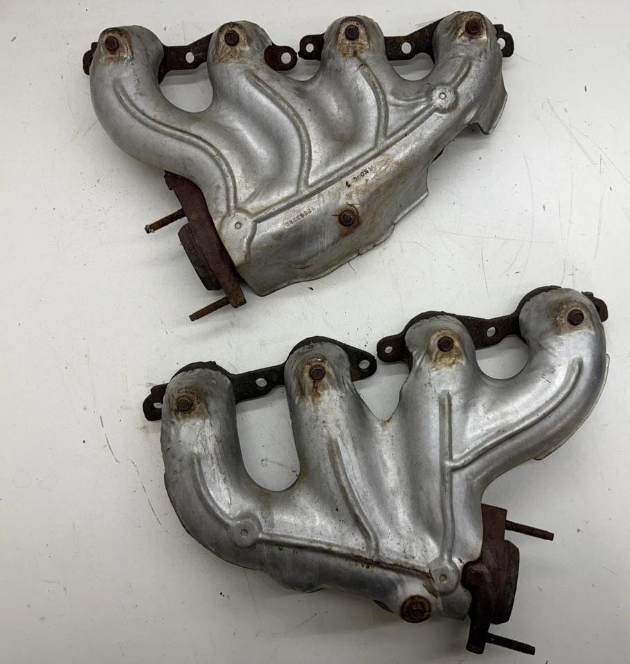2004-2006 Pontiac GTO LS1 LS2  OEM Exhaust Manifold Set OEM LS Swap GM - Image 1 of 4
