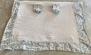 Círculos amarillos Bobbypins blanco azulado gris asiento de coche muselina dosel portabebés - Imagen 1 de 7