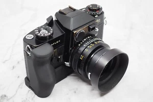 Leica Leicaflex Standard Ergonomic Hand Grip (Grip only NO Camera) - Picture 1 of 8