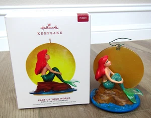 HALLMARK KEEPSAKE DISNEY PARK OF YOUR WORLD LITTLE MERMAID ARIEL ORNAMENT MAGIC - Picture 1 of 2