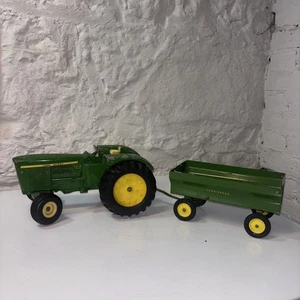 Vintage 1/16 Green John Deere 5020 Ertl Diesel Toy Tractor With Trailer - Picture 1 of 12