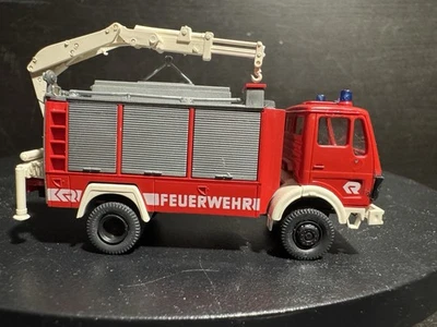 Roco 1369 1:87 Mercedes-Benz SRF Reparatur mit HIAB Kran - Bild 1 von 4