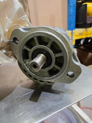 Bomba hidráulica Rexroth S16S10AH26R Foto 1 de 3