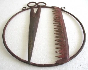 BARBERS TRADE  STORE DISPLAY SIGN SCISSORS COMB HANGING ADVERTISEMENT - Picture 1 of 6