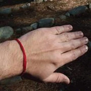 Israel Kabbalah Red String against Evil Eye Rachel Tomb - Picture 1 of 1