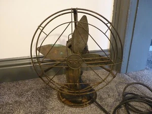 ANTIQUE VINTAGE 1931 G.E.C ELECTRIC ADJUSTABLE DESK FAN WORKING ORDER - Picture 1 of 9