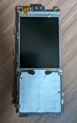 NOKIA 301 DISPLAY MIT RAHMEN UND TASTATURMATTE - Bild 1 von 2