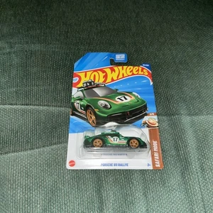 Hot Wheels 2025 Super Treasure Hunt Porsche 911 Rally STH  - Picture 1 of 1