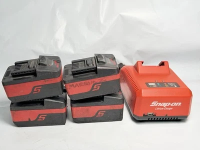 Snap-On Lot: CTB8185 CTB7185 CTC720 18-Volt 4.0Ah MicroLithium Battery & Charger - Image 1 of 4