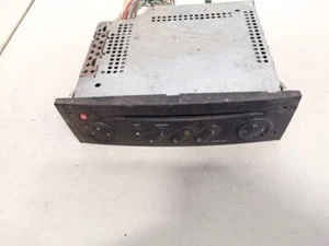 Renault Megane 2004 Autoradio 8200256141, 8200256141-c #1537598-32 - Bild 1 von 9