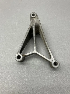 Engine Mount Bracket For 86-88 Buick Century  3.8 25522242 - Image 1 of 3