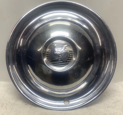 "Tapacubos Henry J de 15"" Kaiser Frazer Manhattan 1951-1954 individual" Foto 1 de 4