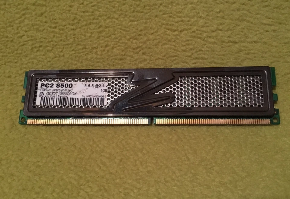 Ram DDR2 1GB OCZ Titanium 1066Mhz PC2 8500 240 Pin - Immagine 1 di 1