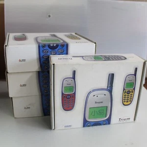 Very Rare Vintage Mitsubishi MT-050 Trium Phone Lot of 4 Open Box - Picture 1 of 5