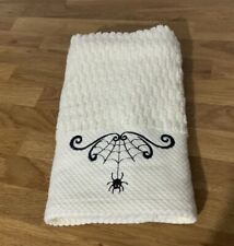 CASABA Spook Spider 🕷️Web 🕸️ Embroidered Cream Cotton Hand Towel NWOT