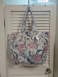 Vera Bradley City Shopper Tote In Hummingbird Park - Picture 1 of 4
