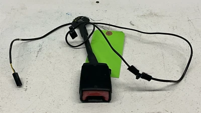 2012-2014 VOLKSWAGEN PASSAT FRONT RIGHT PASS SEAT BELT BUCKLE ADAPTER OEM LOT017 - Image 1 of 4